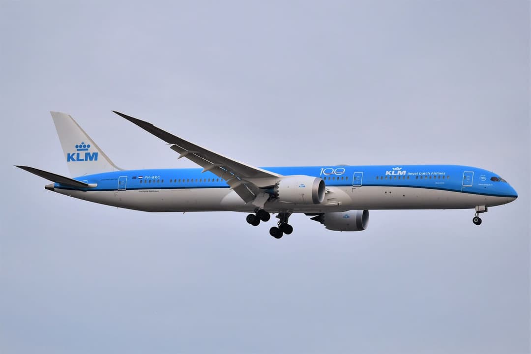 KLM Boeing 787-10 Dreamliner, the aircraft type that flies KLM's Mumbai route from Amsterdam