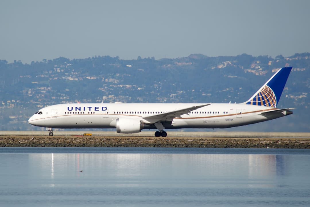 United Airlines Boeing 787-9 Dreamliner, used on Newark, Chicago, and San Francisco to Delhi nonstop flights